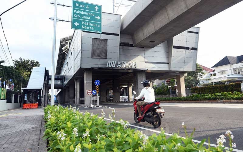 SEJUMLAH STASIUN MRT DITUTUP