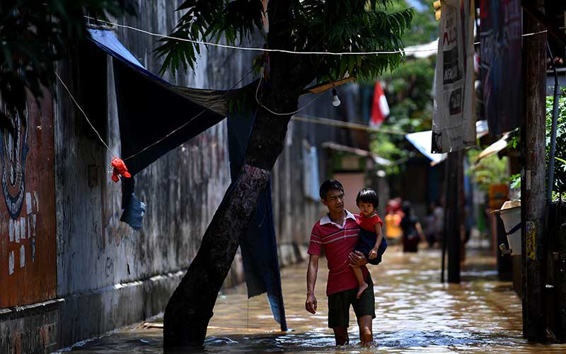 Kali Krukut Jakarta Meluap, Kawasan Pemukiman Warga Terendam Bajir