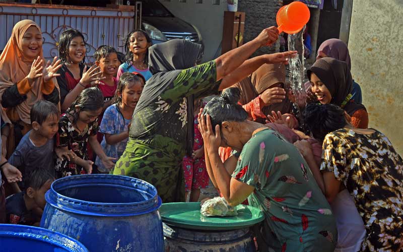 Tradisi Mandi Tolak Bala Rebo Wekasan Di Banten