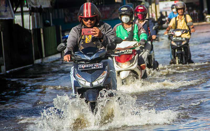 Fenomena La Nina Membuat Banjir Rob Rendam Kota Banjarmasin