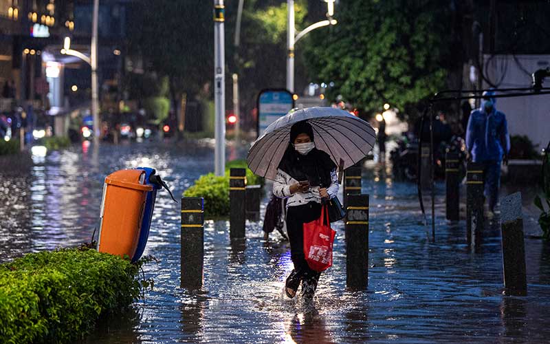 Diguyur Hujan Deras, Sejumlah Wilayah Di DKI Jakarta Terendam Banjir