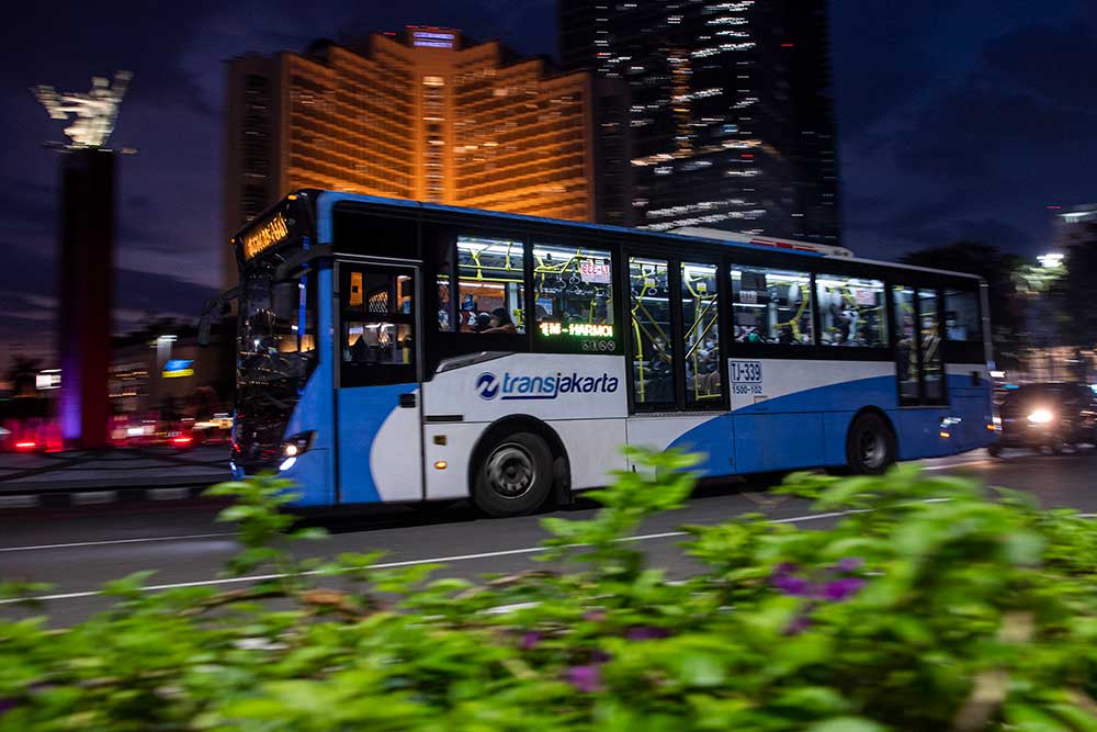 BBM Subsidi Naik, Transjakarta Perpanjang Jam Operasional Menjadi 24 Jam