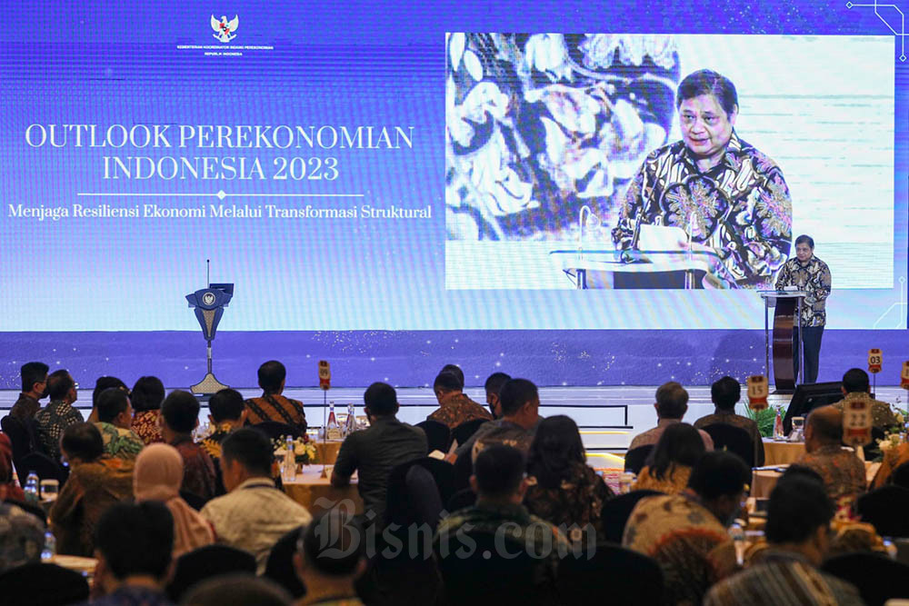 Outlook Perekonomian Indonesia 2023