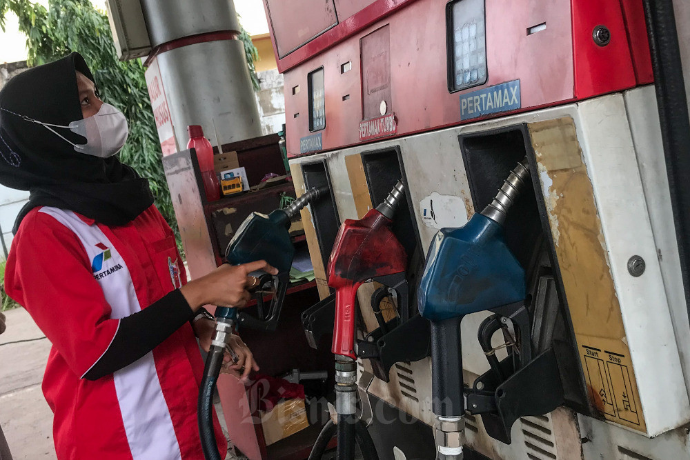 Pertamina Turunkan Harga BBM Nonsubsidi Jenis Pertamax