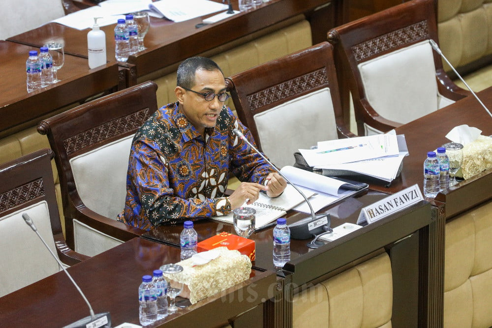 Hasan Fawzi Dan Agusman Terpilih Menjadi Dewan Komisioner Otoritas Jasa ...