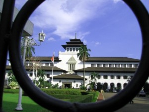  Bawaku sehat Kota Bandung 2011 Rp41 miliar