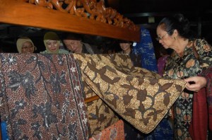  Pameran batik hiasi Agenda Jabar hari ini (14/1)