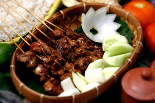  Kemana Wisata Kuliner di Bandung Weekend Ini? - Sate dan Gule