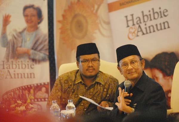  FOTO: BJ Habibie beri inspirasi karyawan Telkom Bandung