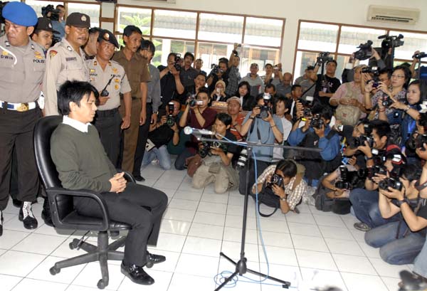  FOTO: Sidang Putusan Ariel Peterpan