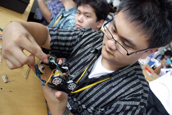  FOTO: Workshop robocool 2011