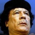  Bangunan kediaman Gaddafi dihancurkan rudal