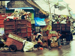  Pemkab Bandung tertibkan tempat pembuangan sampah liar