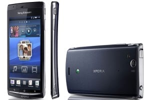  Sony Ericsson Xperia Arc (GSM, Rp5,5 juta): Harga dan fitur wah 