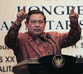  SBY sentil pengurus olahraga yang terus ribut 