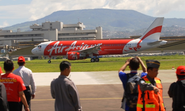  FOTO: Airbus A320 AirAsia mendarat di Bandung