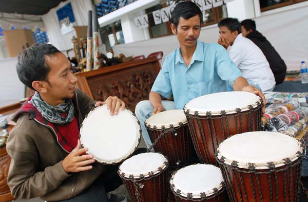  FOTO: Alat musik pukul tradisional Jimbe