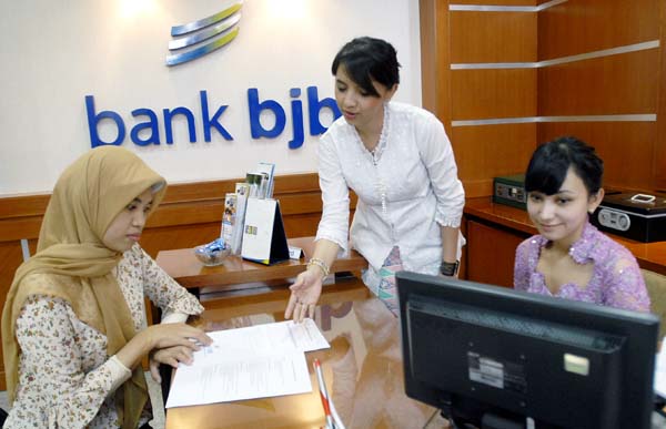  FOTO: Pelayanan nasabah bank bjb di Hari Kartini 