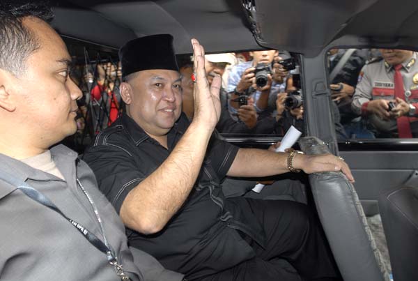  FOTO: Wali Kota Bekasi jalani sidang perdana kasus korupsi