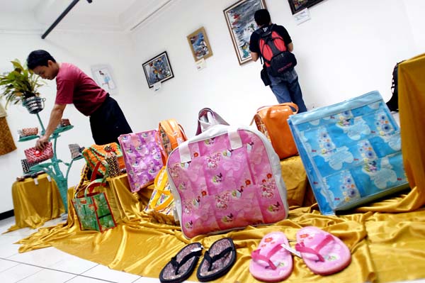  FOTO: Pameran produk daur ulang