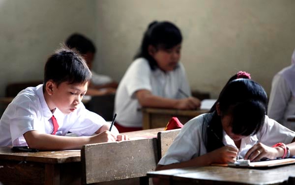  FOTO: Siswa/i SD laksanakan Ujian Nasional (UN)