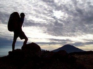  Pecinta alam Unpar Bandung peringati Harkitnas di puncak Everest