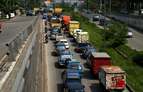  FOTO: Perbaikan jalan picu kemacetan di Bogor