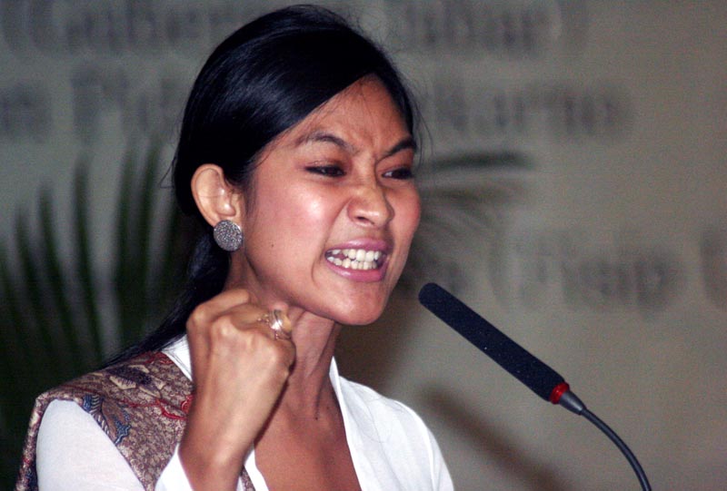 FOTO: Happy Salma bacakan pidato Bung Karno
