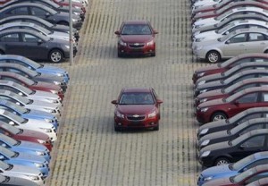  Efek tsunami, penjualan mobil di pasar ritel masih lemah