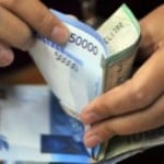  Laba Matahari turun 47,49%