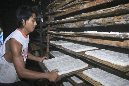  FOTO: Produksi tahu Indramayu meningkat