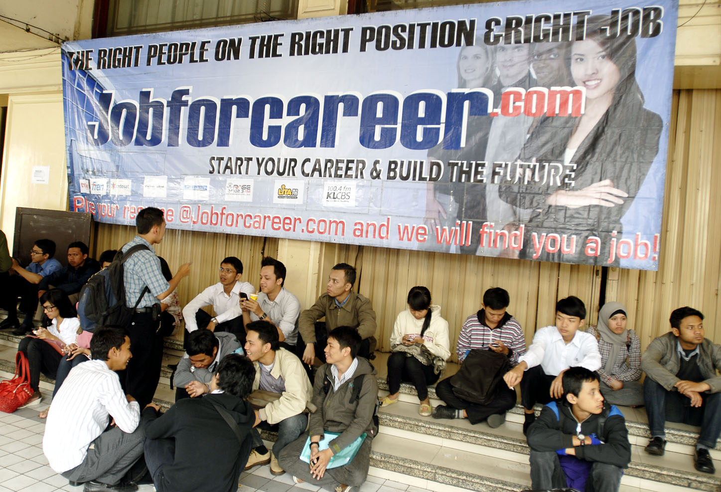  FOTO: Job for career 2011