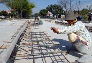  Lelang proyek jalan di Bandara Nusawiru Ciamis Rp373 juta