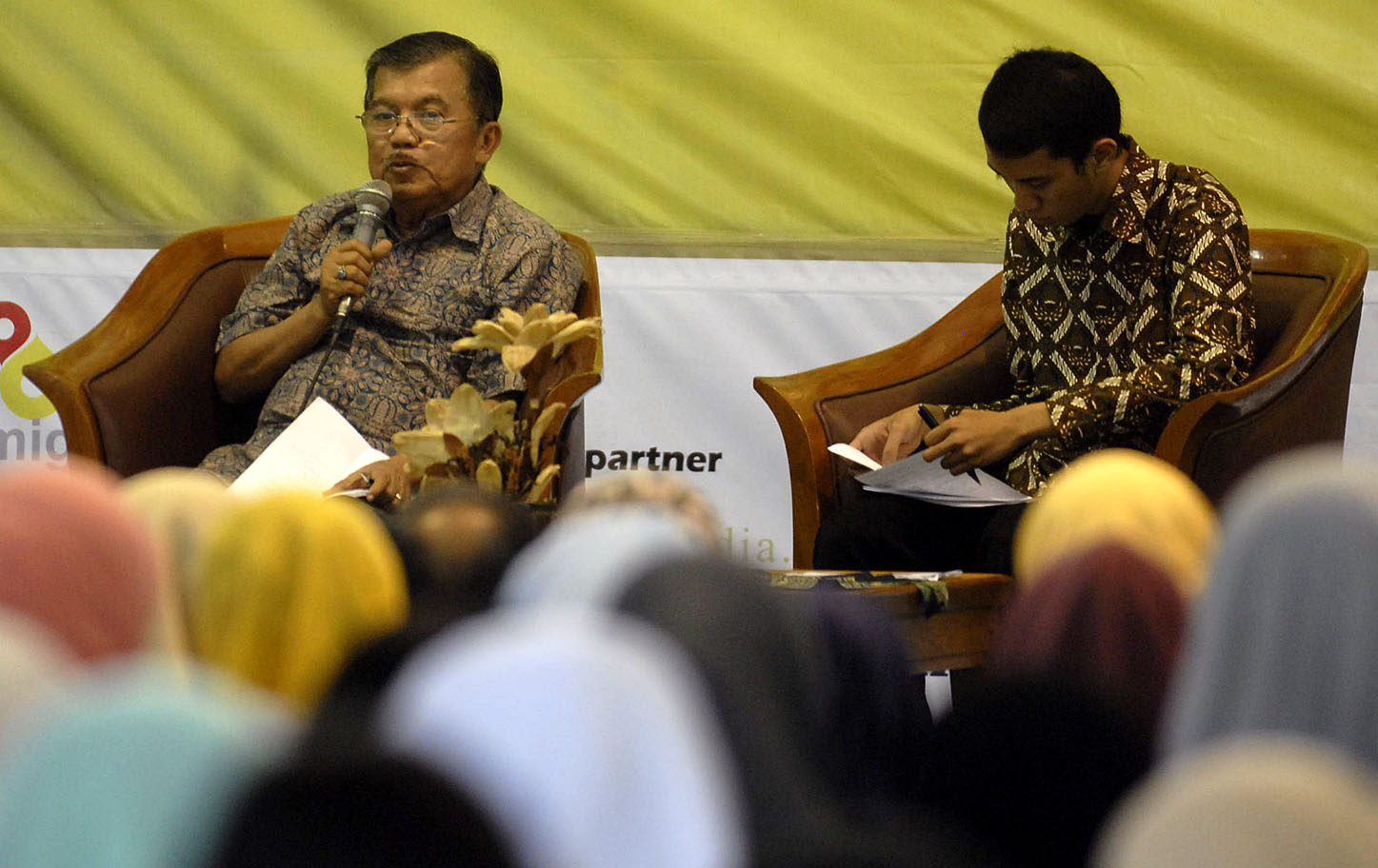  FOTO: Jusuf Kalla berikan kuliah umum di ITB