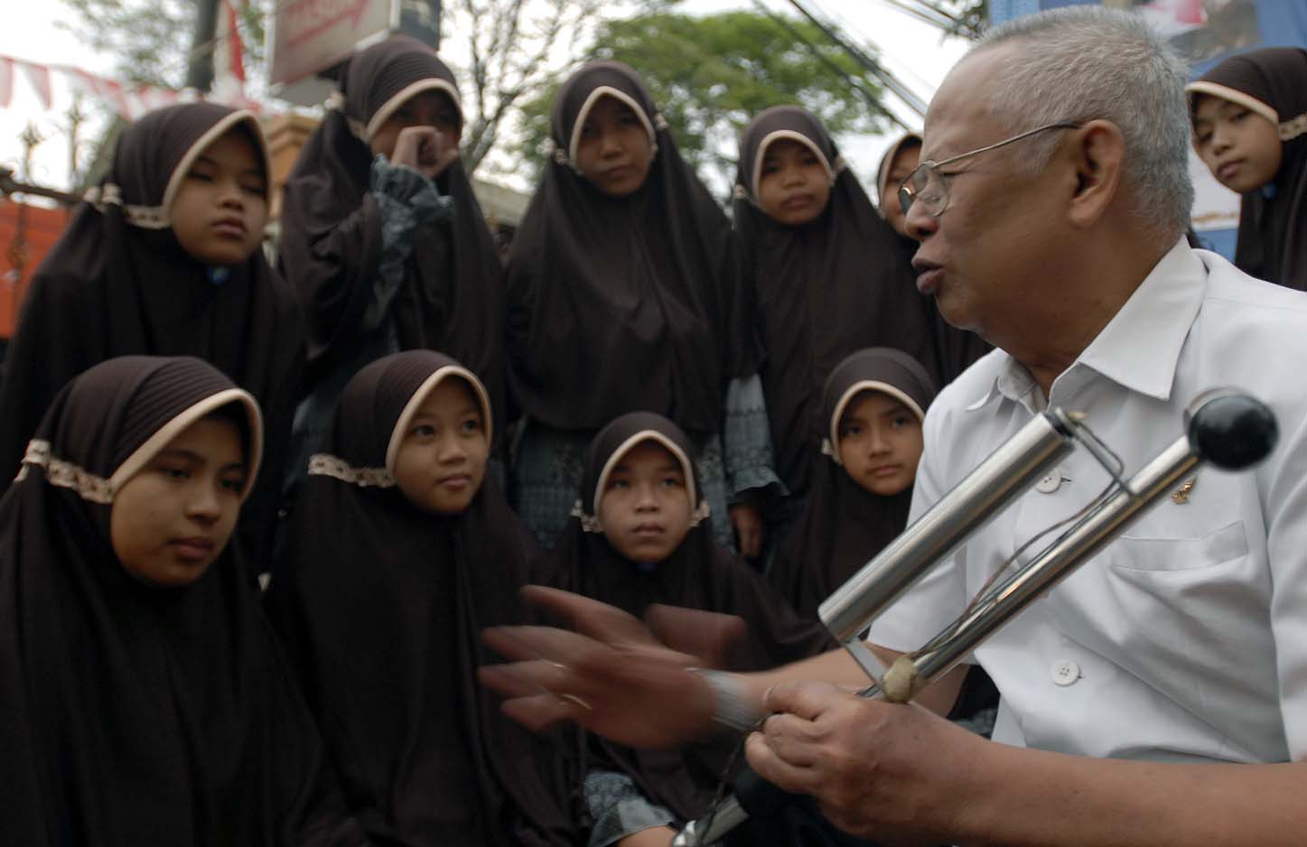  FOTO: Ngabuburit sambil belajar alat kesehatan