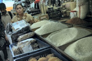  Mendag: Harga bahan pokok di Kota Bandung stabil