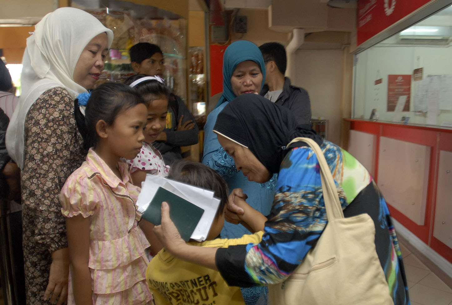  FOTO: TKI manfaatkan Lebaran mudik ke Tanah Air