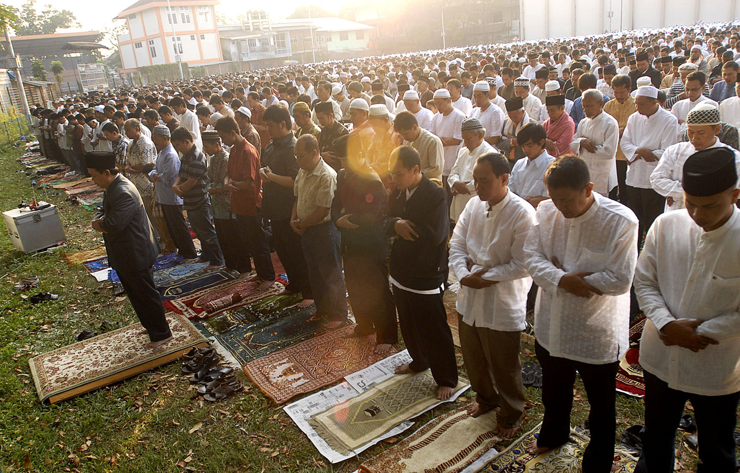  FOTO: Ribuan umat Islam Muhammadiyah penuhi Lap. Lodaya