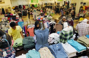  Hari ini, pengunjung FO di Bandung mulai sepi 