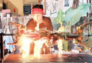  Pengen suasana baru? coba makan steak di Jurassic Park