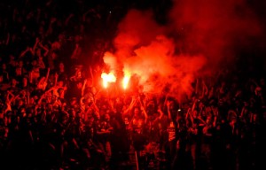  POJOK PERSIB: Suporter asal Bandung diamuk massa di GBK