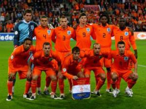  SEPAK BOLA: Belanda tim keempat lolos ke final Euro 2012