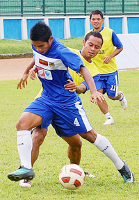  BOLA JABAR: Persib masih cari full bek kanan