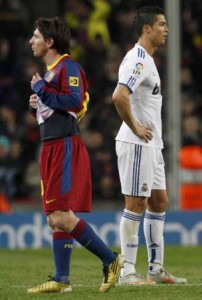  SEPAK BOLA: Messi & Ronaldo adu hattrick, siapa unggul?