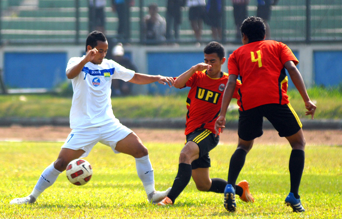  FOTO: Persib gelar uji coba perdana