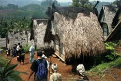  Masyarakat Baduy mengadu ke MK 