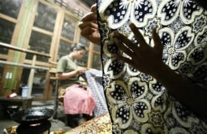  Batik dikagumi para wanita di London