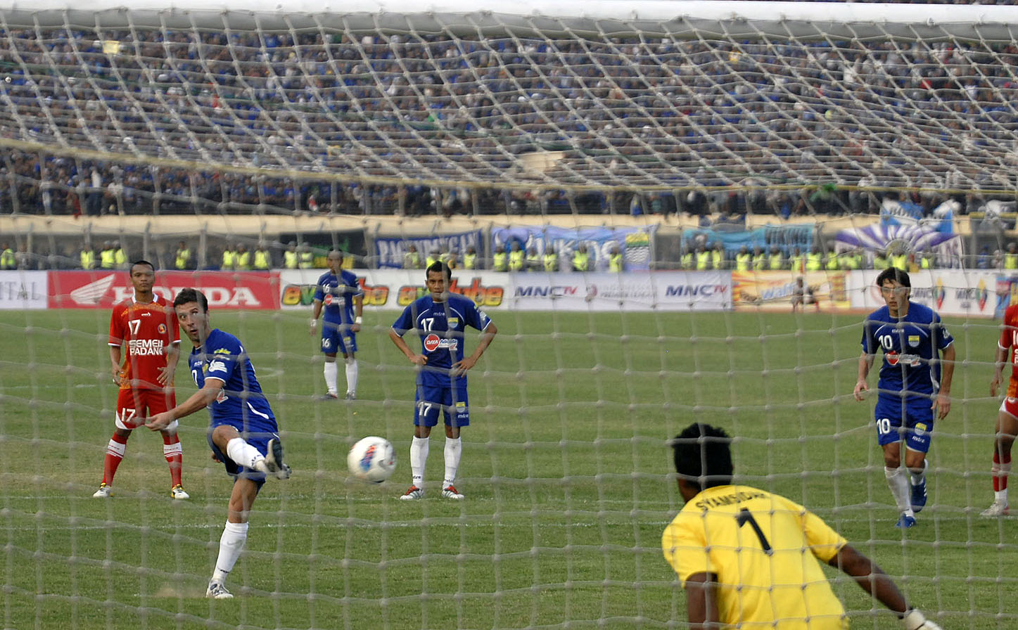  FOTO: Persib ditahan imbang tamunya 1-1