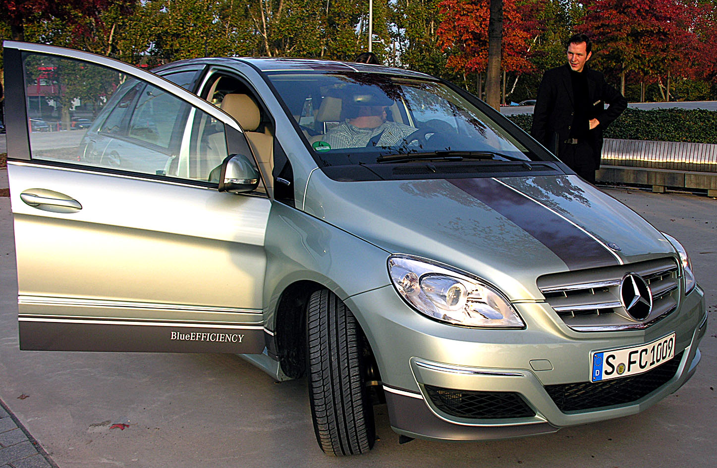  FOTO: 2012 Mercedes Benz luncurkan kendaraan listrik dan hidrogen