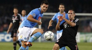  SEPAK BOLA: Bayern tundukkan Napoli 3-1